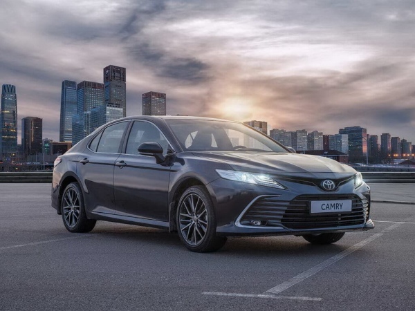 Toyota Camry 2021+ (кузов V75)