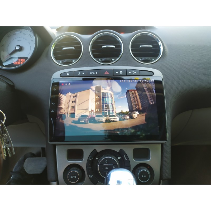 peugeot_308_4 изображение